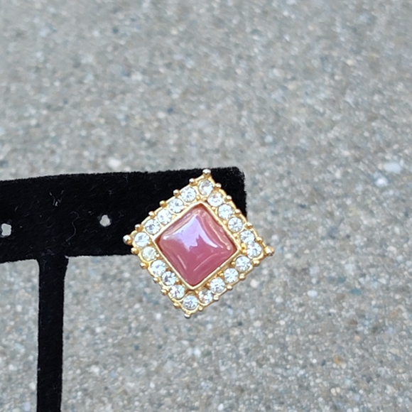 Vtg Pink Gemstone Crystal Square Earrings - Picture 8 of 8